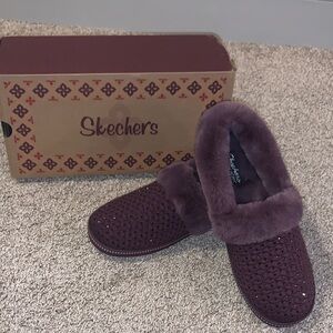 Skechers Cozy Campfire Rhinestone Slippers in Plum